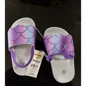 Swiggles Baby Size 5 mermaid Scale Sandals New flip flops silver purple